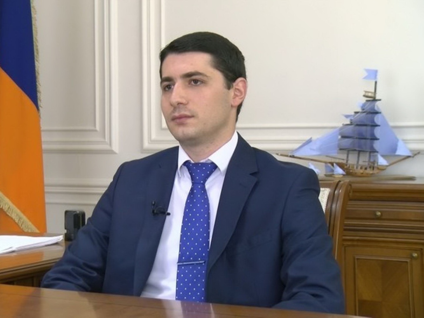 Пашинян уволил главу СНБ Армении