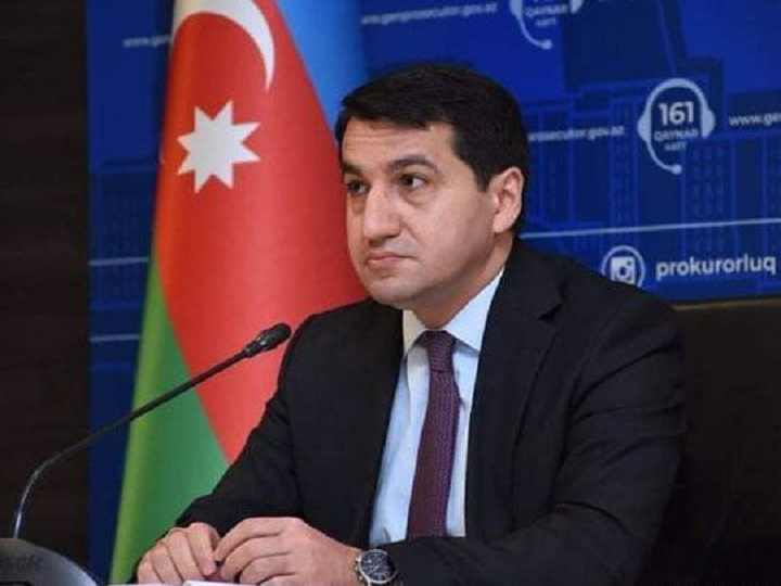 Hikmət Hacıyev: “Müvəqqəti atəşkəsin qüvvəyə minməsindən sonra da Ermənistanın hücumu davam edir”