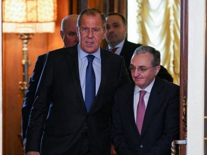 Мнацаканян на встрече с Лавровым неубедительно попытался свалить ответственность на Баку