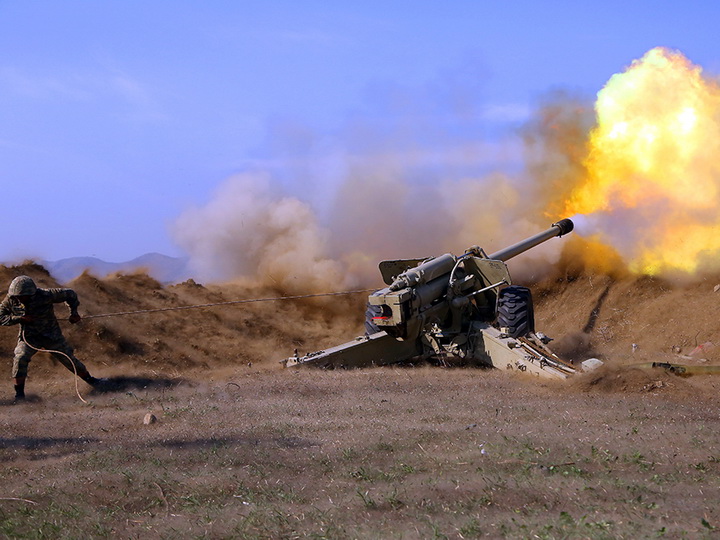Азербайджанская артиллерия наносит точные удары по противнику – ВИДЕО