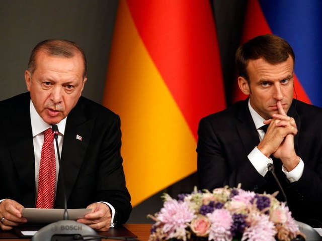 Эрдоган посоветовал президенту Франции Макрону лечить психику