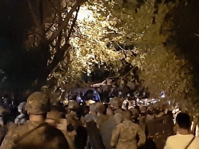 В Бейруте пресечена акция, на которой дашнаки жгли флаги Турции, Азербайджана и Израиля - ФОТО