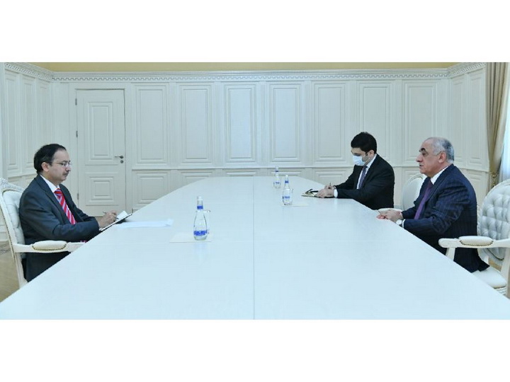 Премьер-министр Азербайджана встретился с послом Пакистана