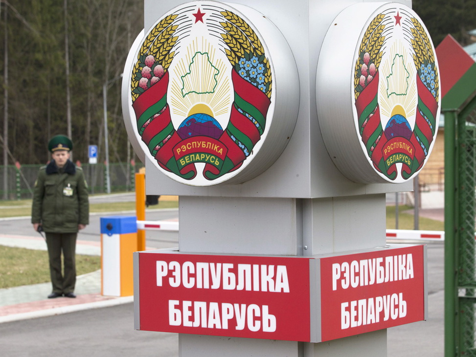 Беларусь ограничит иностранцам въезд в страну