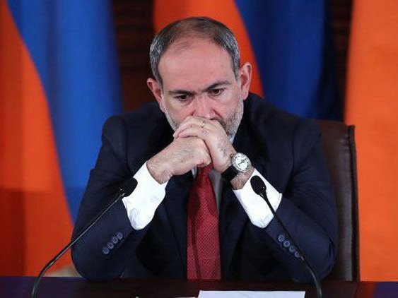 Безумие Пашиняна толкает Армению в пропасть