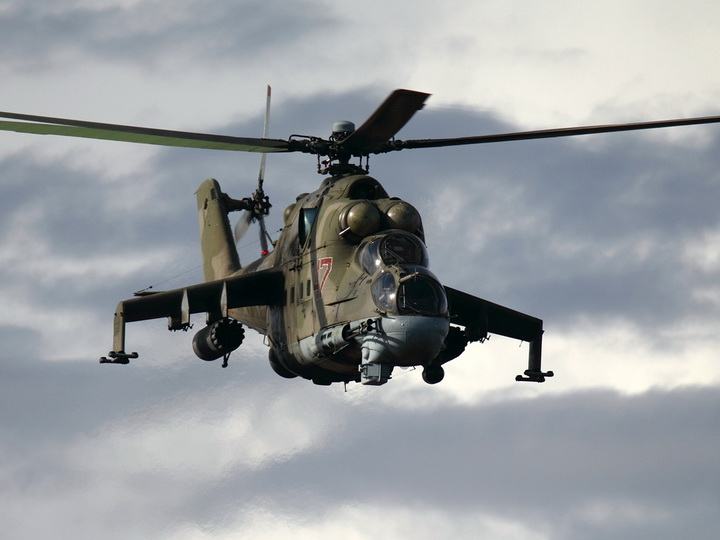 МИД Азербайджана: На границе сбит российский вертолет, мы приносим извинения и выражаем соболезнования
