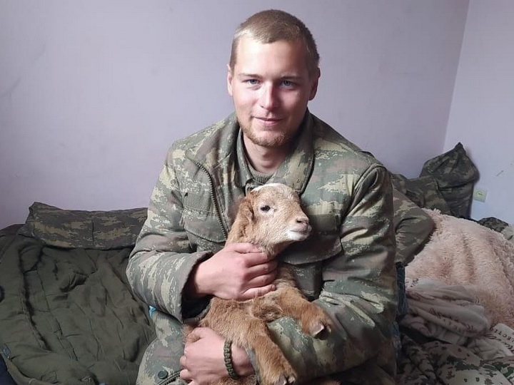 Азербайджанский солдат Дмитрий Марков с победой дошел до Шуши – ФОТО