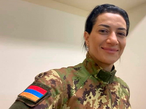 Анна Акопян без разрешения являлась на командный пункт, где шли военные совещания