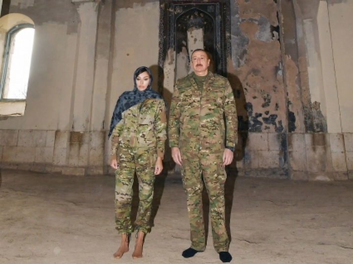 Президент Ильхам Алиев и первая леди Мехрибан Алиева побывали в освобожденном от оккупации городе Агдам - ФОТО - ВИДЕО