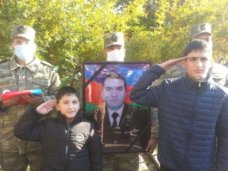 Şəhid polkovnik dəfn olundu - FOTO