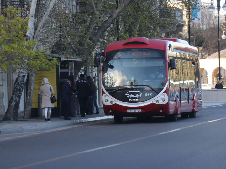 В Баку автобусные полосы появятся еще на 10 улицах и проспектах