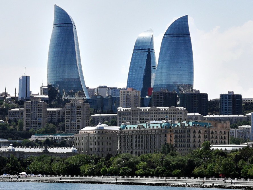 В Баку будут созданы 5 новых транспортных обменных центров