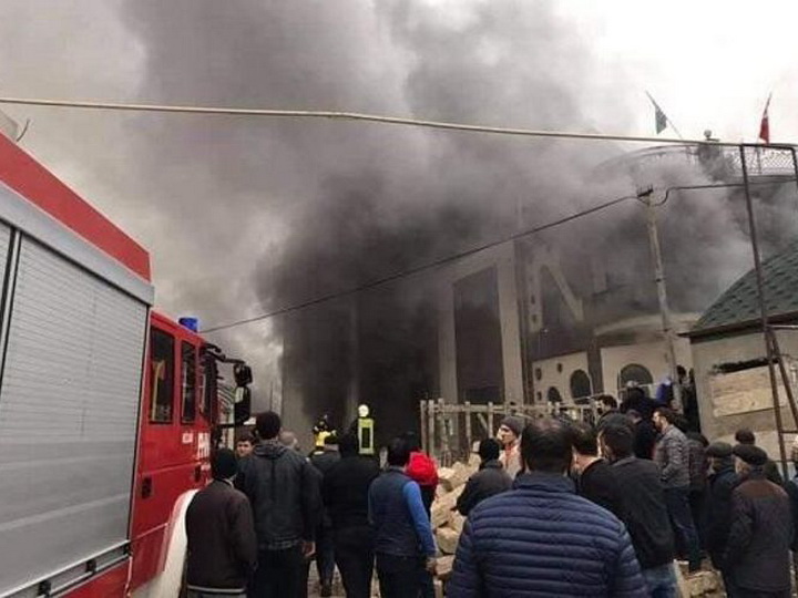 Потушен крупный пожар в Баку – ФОТО – ОБНОВЛЕНО