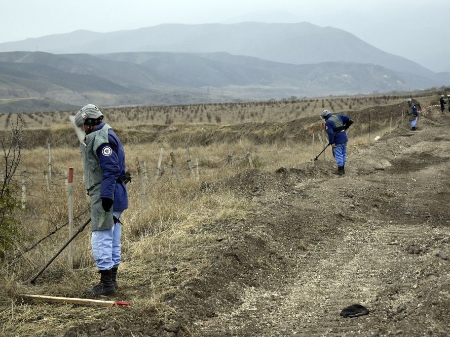 ANAMA: 80 % освобожденных земель опасны с точки зрения нахождения там взрывчатых веществ