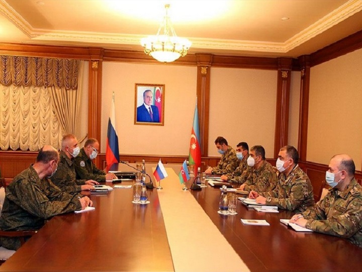 Zakir Həsənov Rusiya sülhməramlı qüvvələrinin komandanı ilə görüşüb