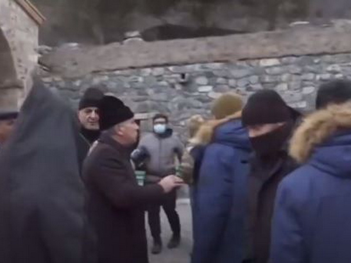 Первая молитва удин в кяльбаджарском Худавенге за 27 лет вызвала противодействие армян – ВИДЕО