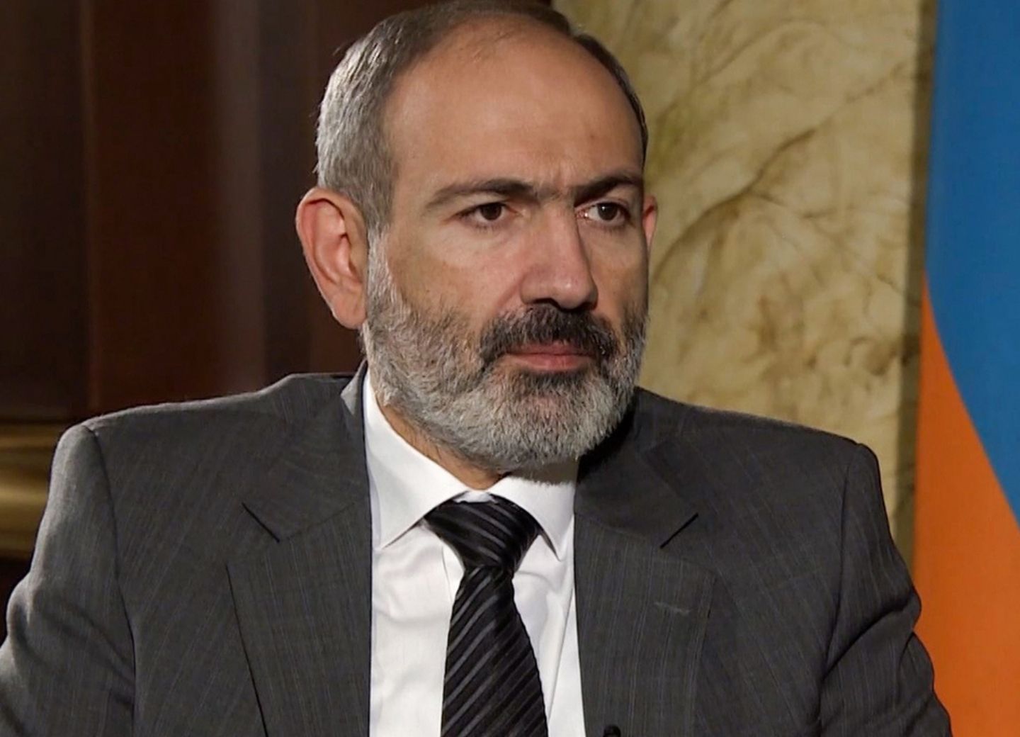 Пашинян пытается переложить вину за провал в Карабахе на прежние власти
