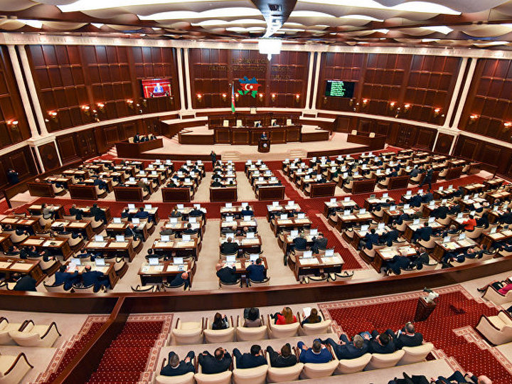 Deputatlar bu gün koronavirus testindən keçirilir