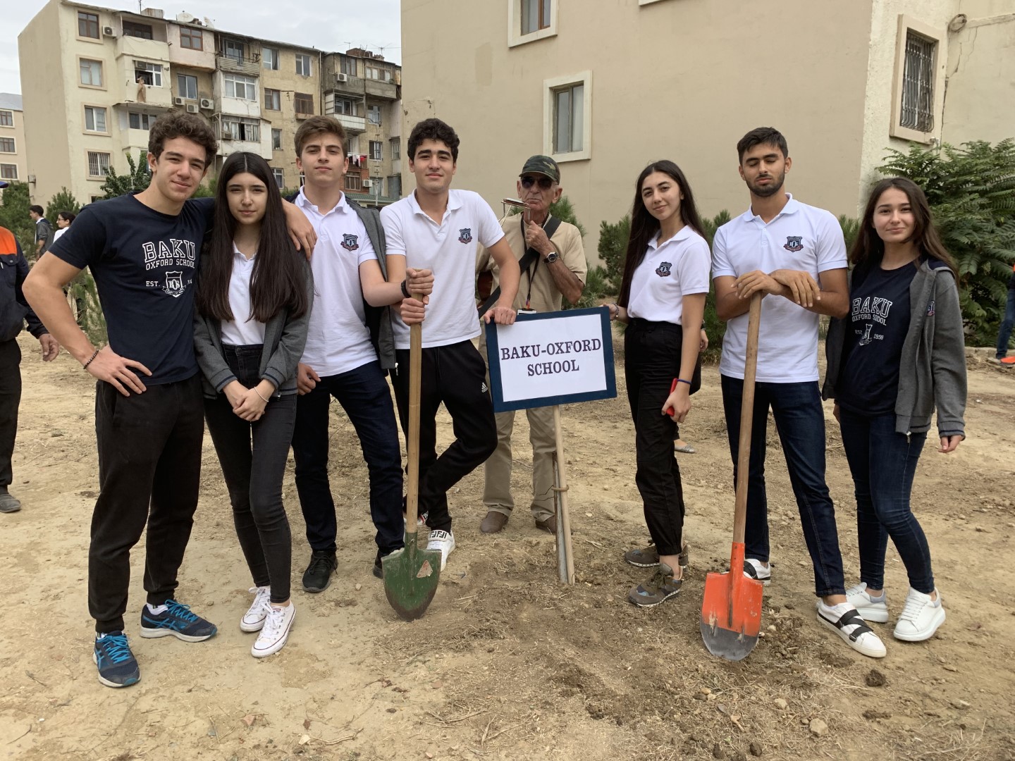 Baku school. Оксфорд Баку школа. Оксфордская школа в Баку. Школа Оксфорд в Узбекистане. Оксфорд школа в Далляр Азербайджан.