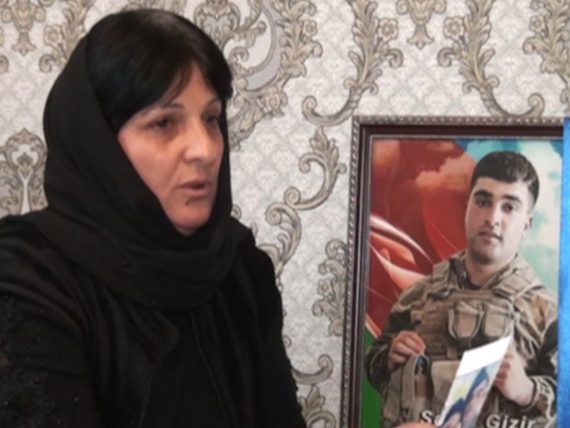 Şəhid anası: “Oğlum deyirdi ki, Xocalıya, ata yurduma bayrağı özüm sancacağam” - VİDEO