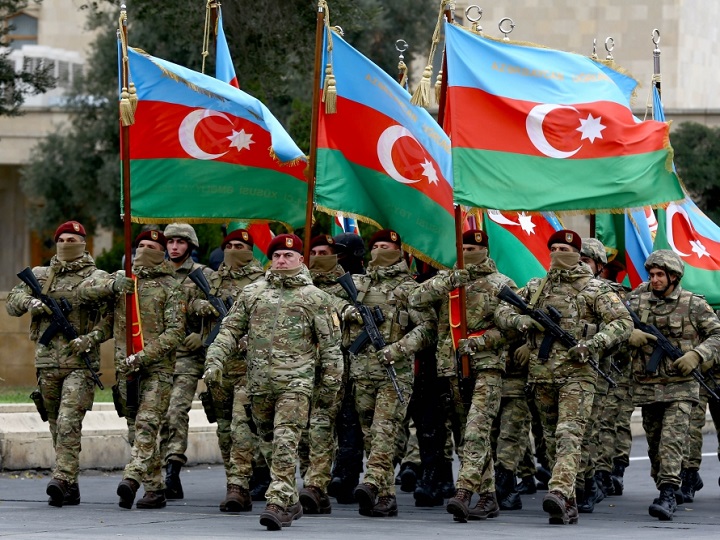 Bir qrup hərbi qulluqçu “Qubadlının azad olunmasına görə” medalı ilə təltif edilib - SİYAHI