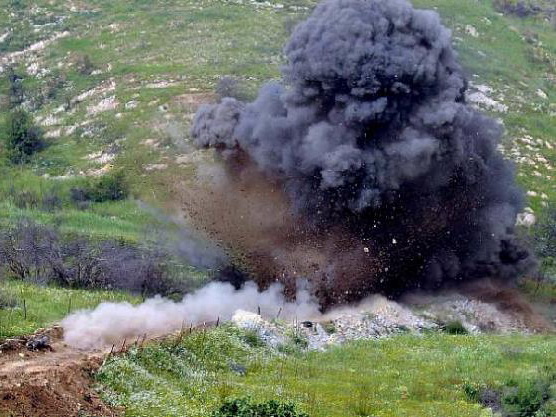 В результате взрыва мины погиб солдат азербайджанской армии