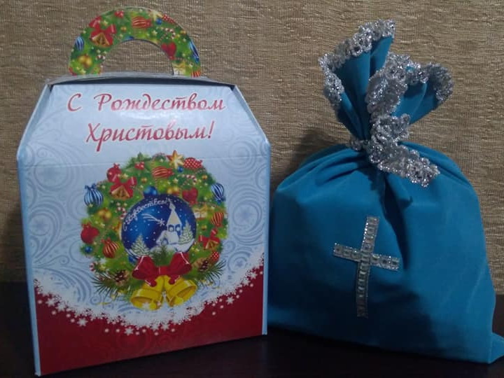 Представители бакинской русской православной церкви посетили семьи шехидов – ФОТО