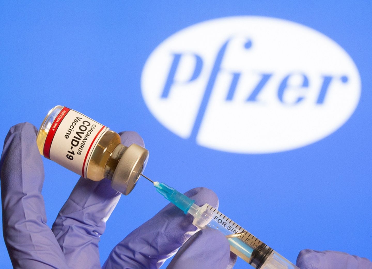 Еврокомиссия объявила о расширении контракта с Pfizer вдвое
