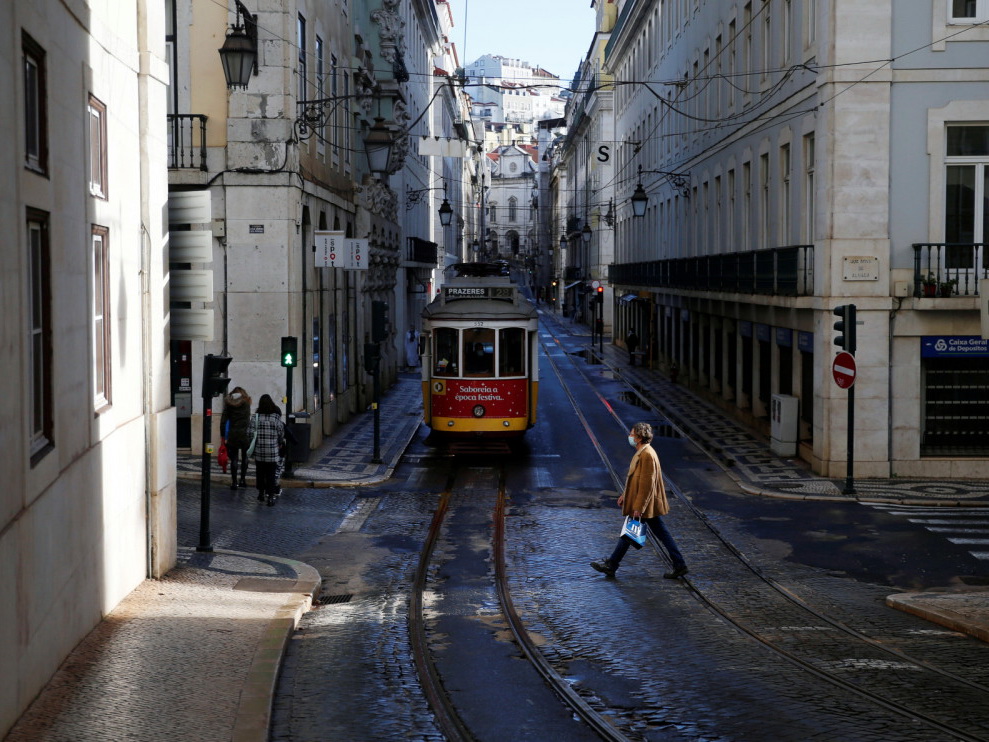В Португалии вновь вводится жесткий карантин