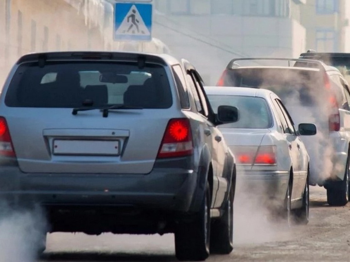 Старые автомобили на дорогах Баку губят здоровье горожан – ПОДРОБНОСТИ