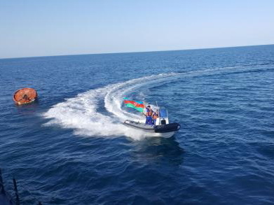 Арестованные в Ливии азербайджанские моряки вернулись на родину