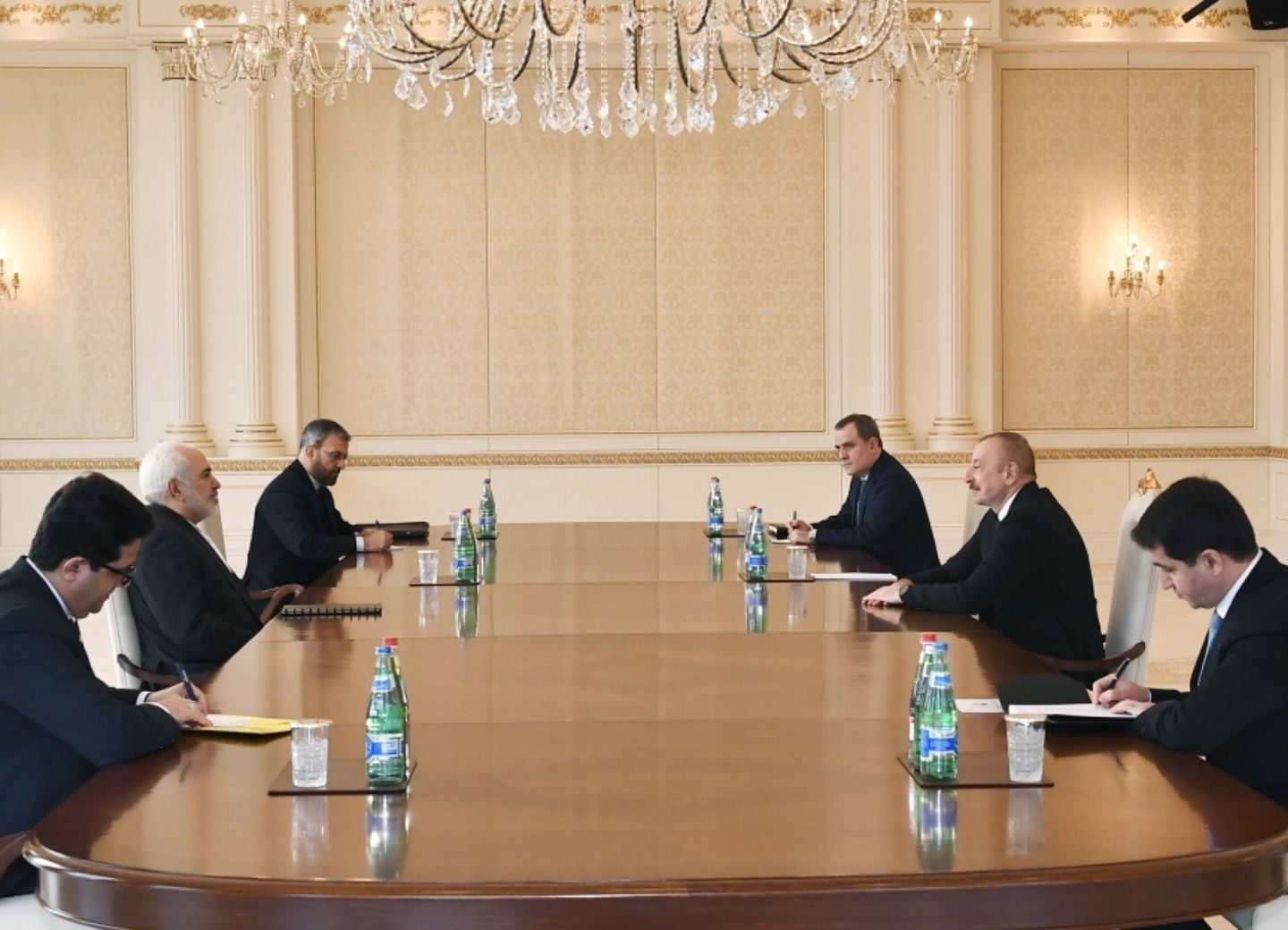 Ильхам Алиев принял главу МИД Ирана - ВИДЕО