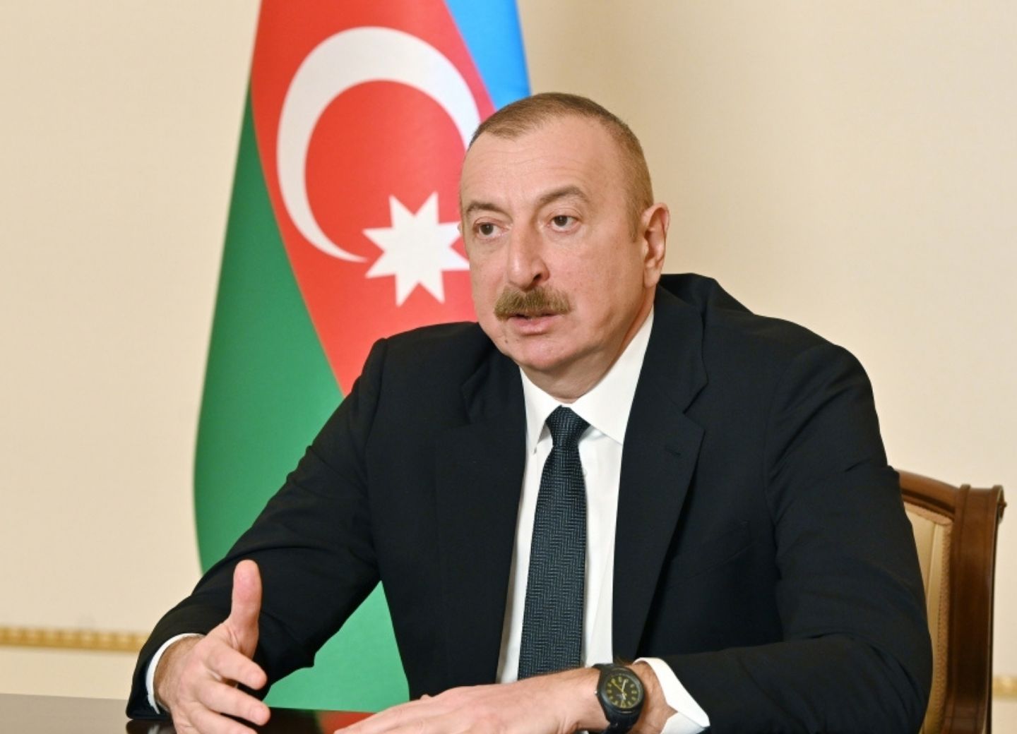 Ильхам Алиев - Рашаду Набиеву: Я доволен работой министра, который работал на этой должности до вас, но реформы неизбежны