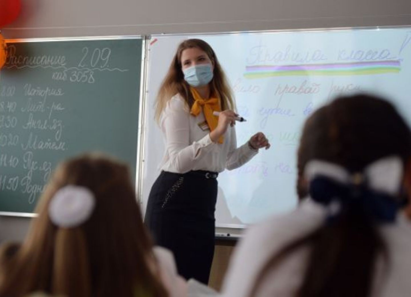 Минобразования о том, кому ношение масок в школах будет обязательным