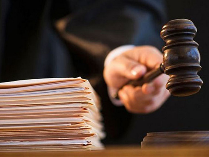 Yevlaxın sabiq icra başçısı məhkəməyə çıxarıldı