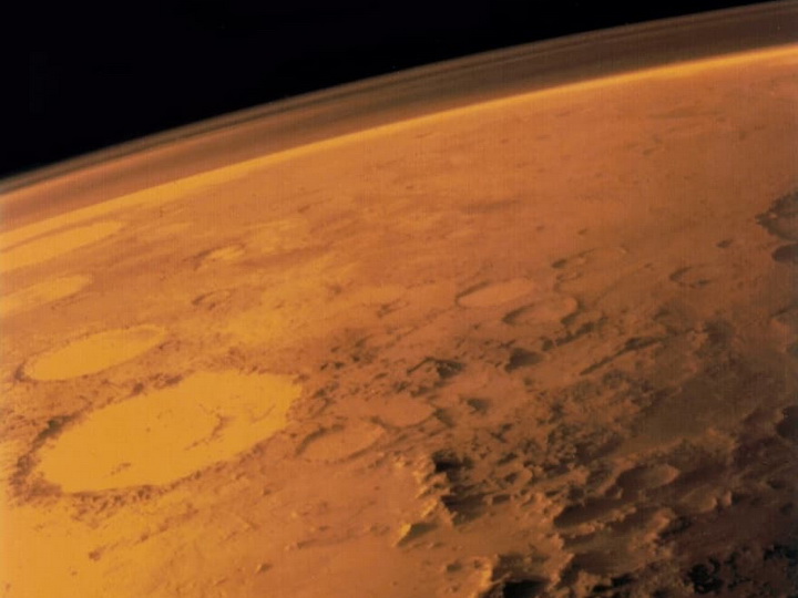 В атмосфере Марса обнаружен хлороводород: это поможет ученым исследовать эволюцию планеты