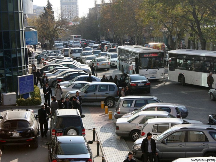 Azərbaycanda sürücülərin yol verdiyi əsas xətalar məlum olub