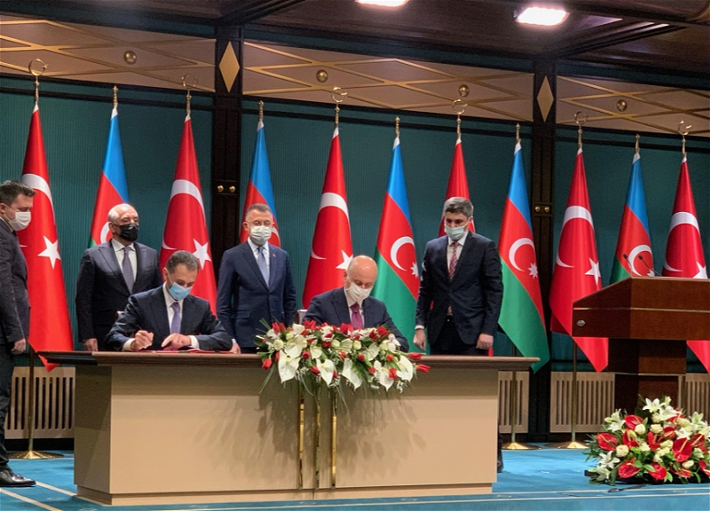 Азербайджан и Турция подписали меморандум о сотрудничестве в сфере транспорта и связи - ФОТО