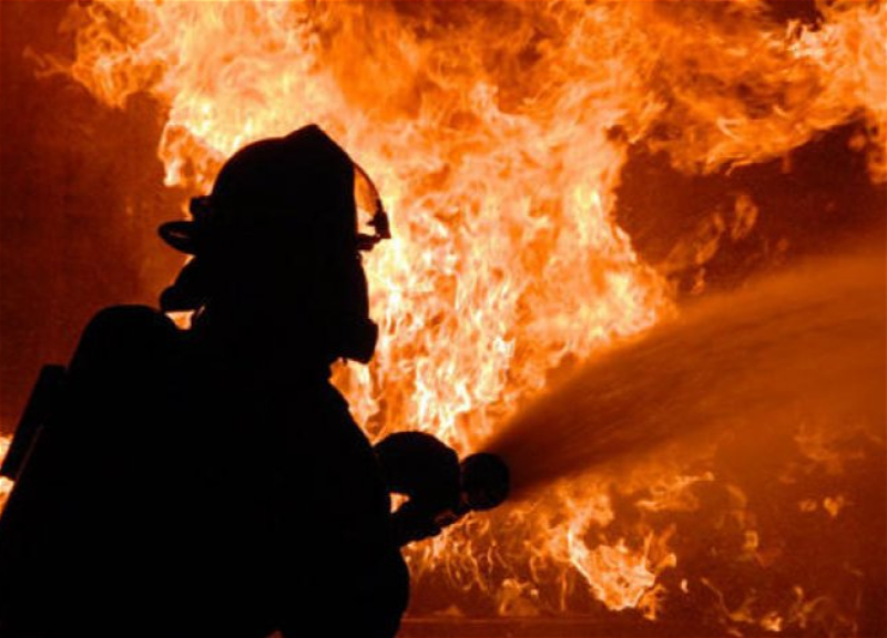 В Гейчайском районе в пожаре погибла пожилая женщина