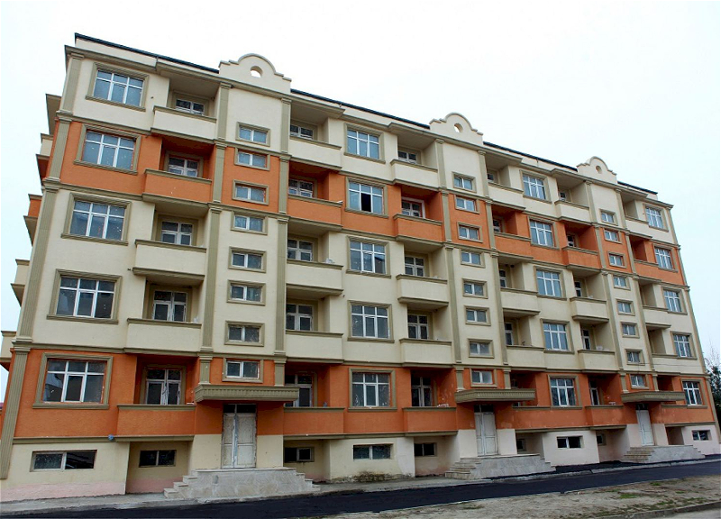 В Азербайджане в этом году жильем будут обеспечены около 3 тыс. семей шехидов и участников войны
