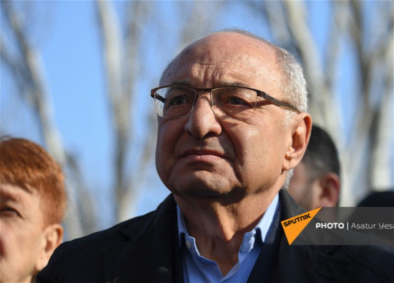 Следствие дополнило обвинение лидеру армянской оппозиции