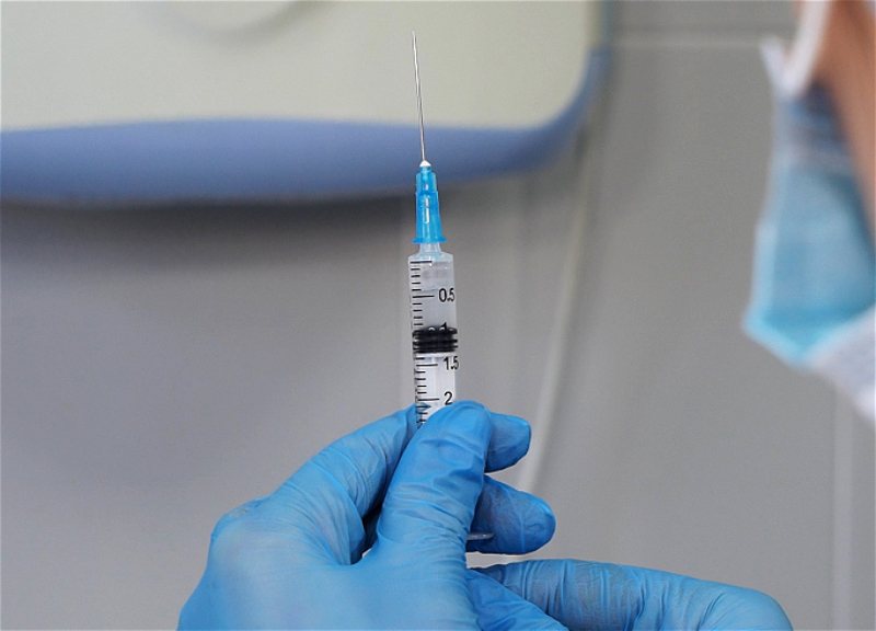 В Азербайджане более 450 тыс. человек вакцинировались от COVID-19