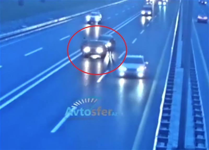 Заглохший на бакинской трассе автомобиль спровоцировал сразу две аварии – ВИДЕО