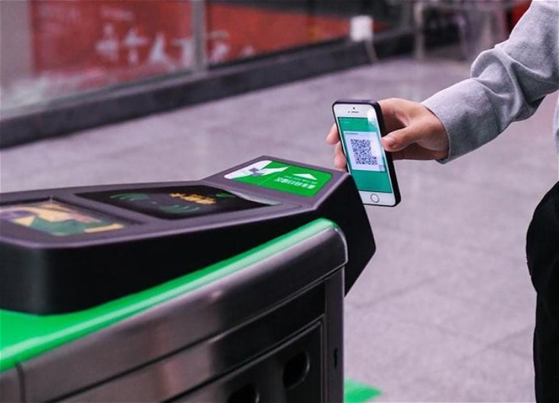 В бакинском метро будет применяться система QR-оплаты