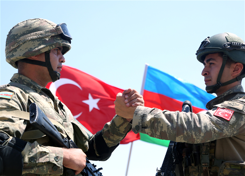 Начались совместные учения Азербайджанской и Турецкой армий