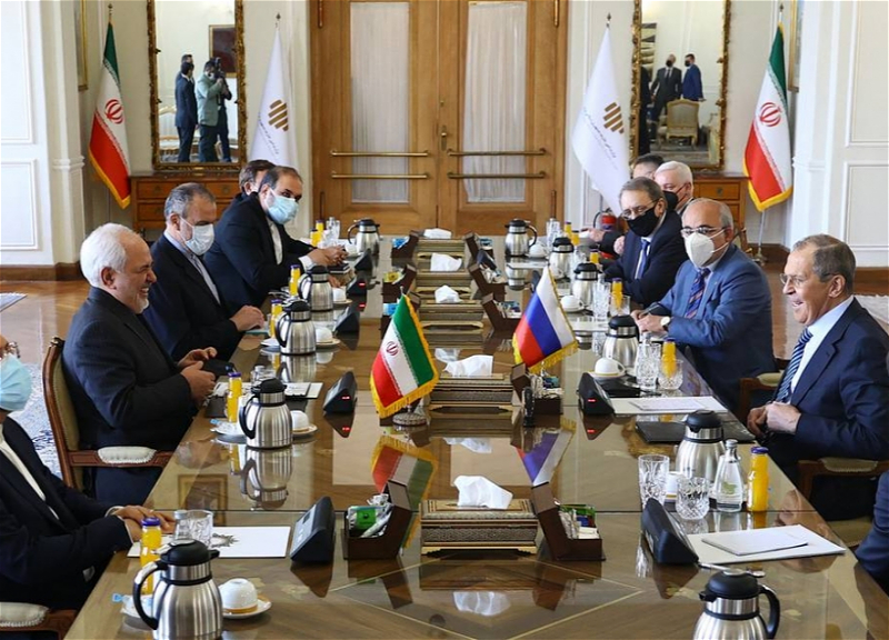 Главы МИД России и Ирана обсудили ситуацию в Карабахе