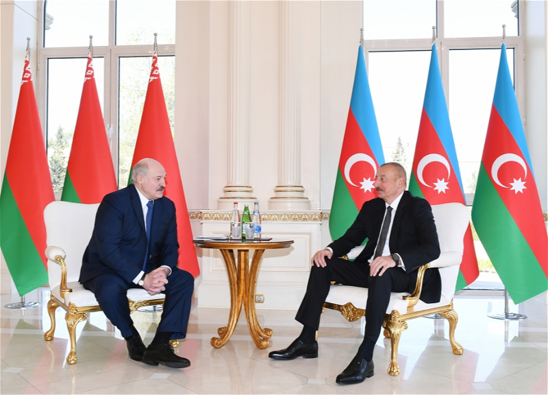 Ильхам Алиев Александру Лукашенко: Наши регулярные контакты позволяют просто подводить итог сделанному и двигаться вперед как два друга, партнера