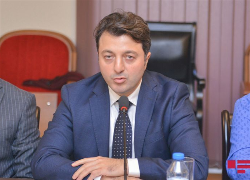 «Мы отрежем тебе голову»: Турал Гянджалиев поведал миру об угрозах депутата Армении в свой адрес - ВИДЕО