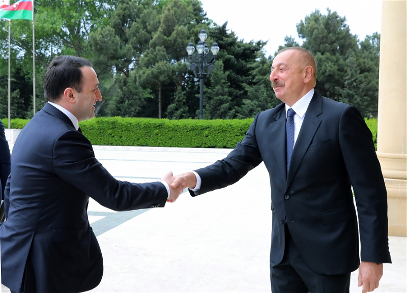 Президент Азербайджана Ильхам Алиев принял премьер-министра Грузии - ФОТО