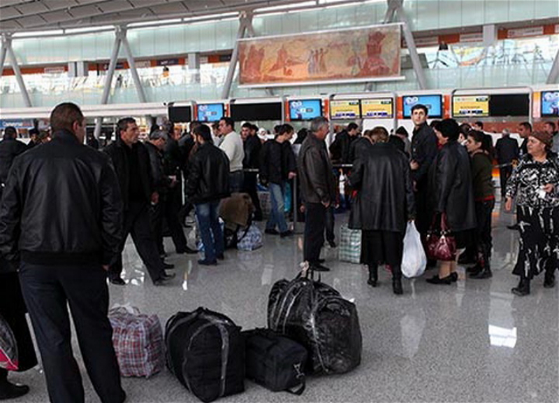 Армяне массово уезжают из страны
